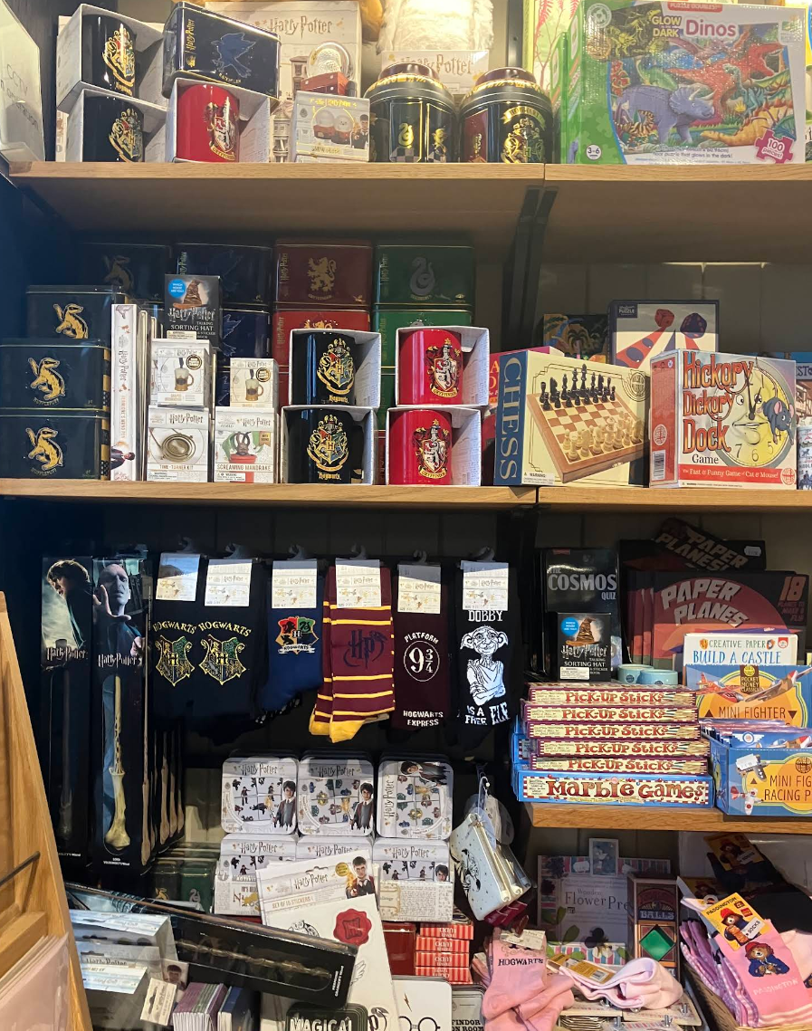 Oxford Visitor Guide Christ Church Visitor Centre Shop for Souvenirs in Oxford